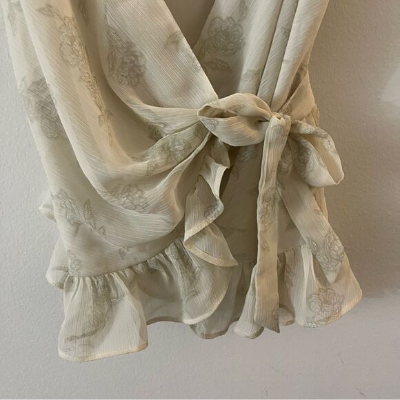 Express Floral Ruffle Wrap Tank Chiffon Floral Print XS NWOT - Picture 6 of 11